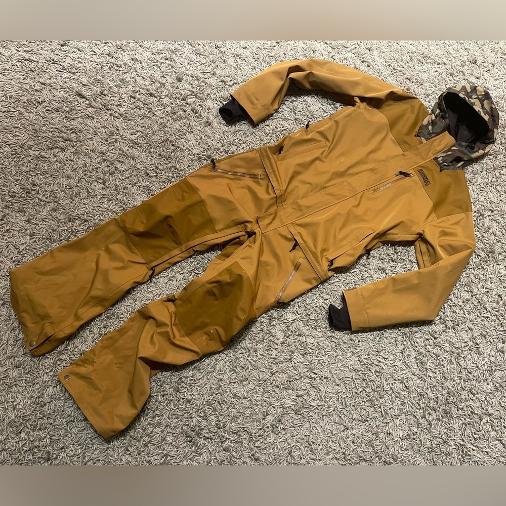 Airblaster Freedom Snow Suit Camo Hood